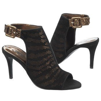 Famous Footwear: SKU 82676