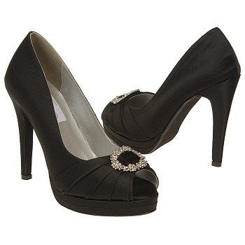 Famous Footwear: SKU 16605